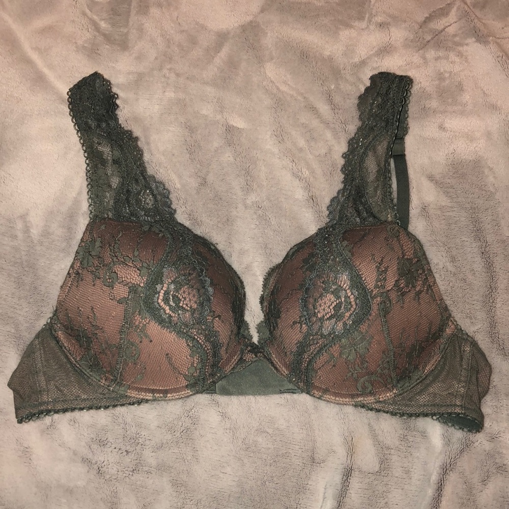 Victoria’s Secret Bra